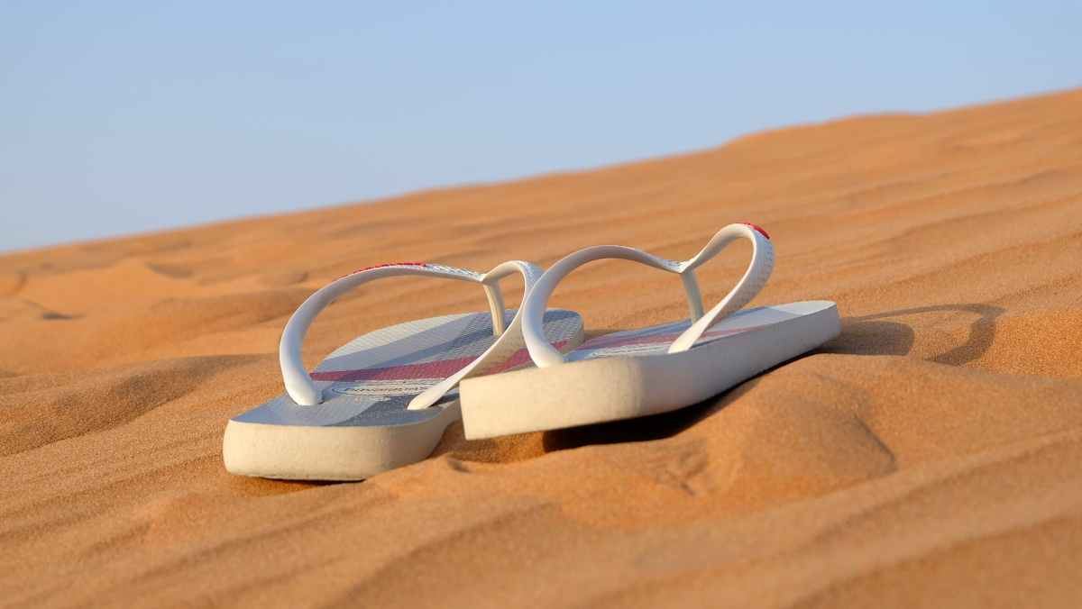 How to Choose the Best Flip-Flops – Time Travel Earth